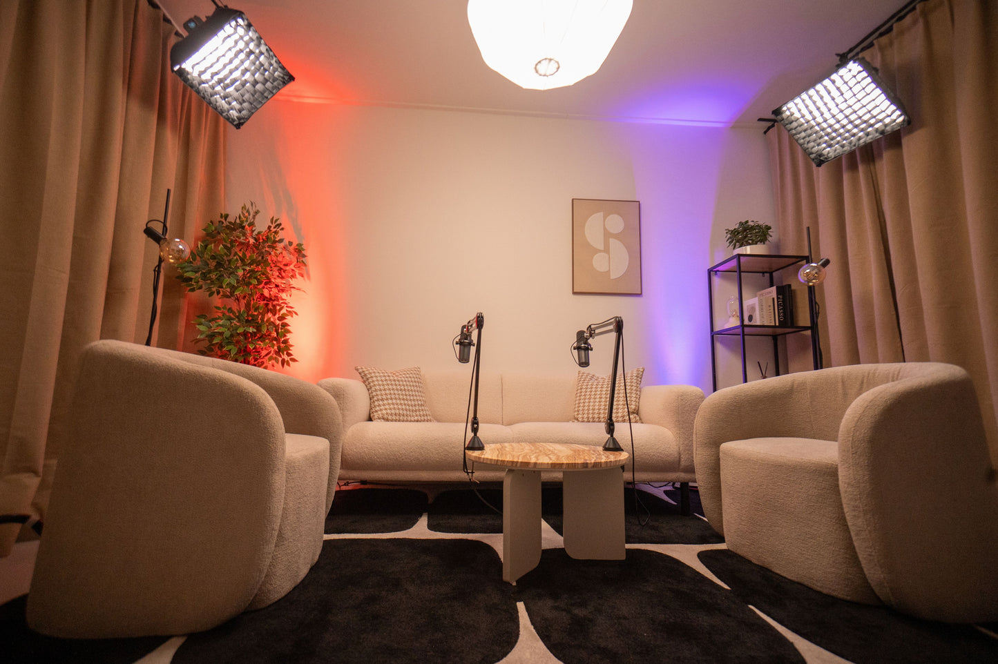 Amsterdam podcast studio with a set-up, micraphones, cameras and lights